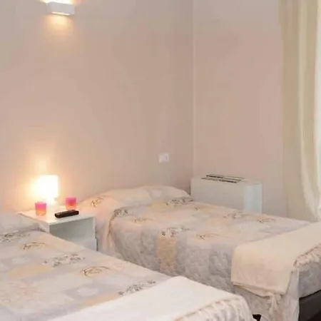 Bed and breakfast Lidia 3*