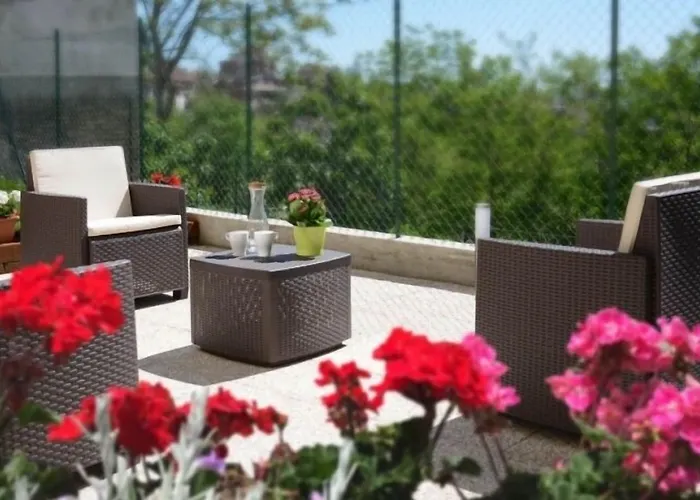 Lidia Bed & Breakfast 3*