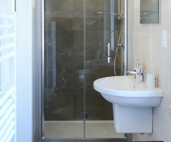 住宿加早餐酒店 Lidia